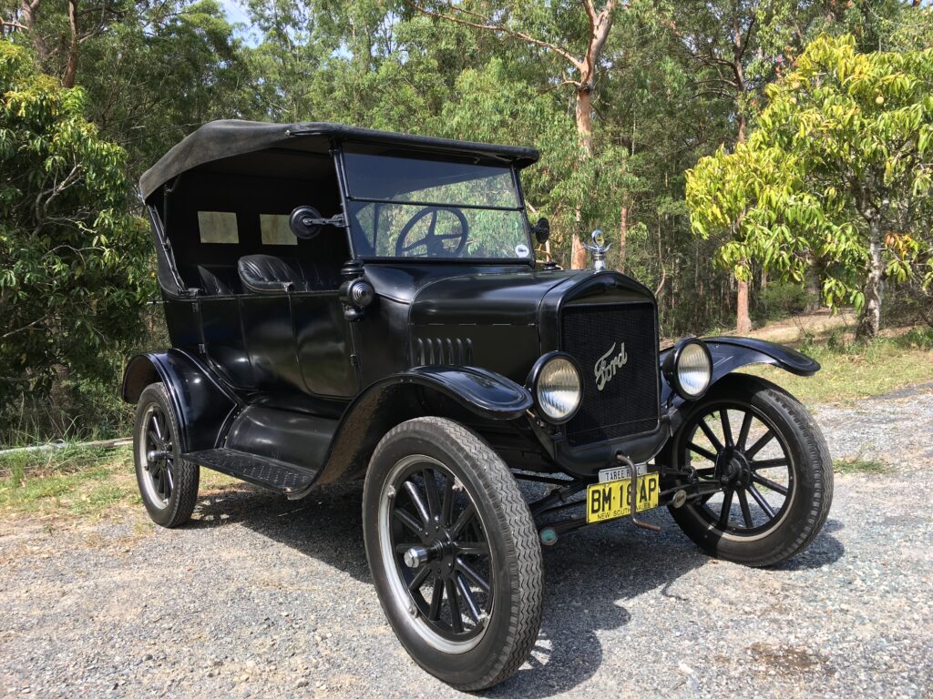 سی ان سی مدل - استفاده از چوب در خودرو سازی 1925 Ford Model T touring 1 سی ان سی مدل